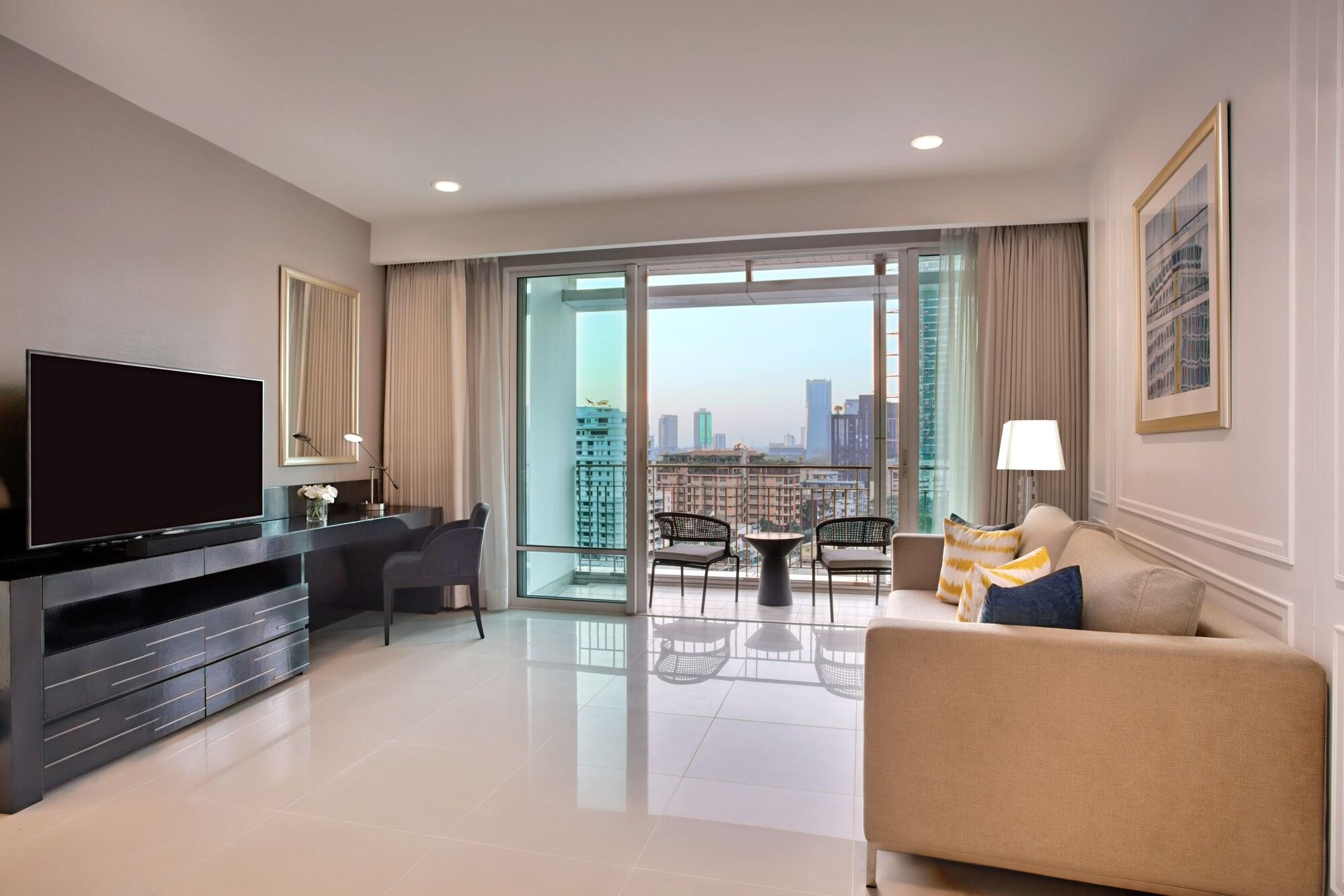 Dusit Suites Hotel Ratchadamri, Μπανγκόκ Εξωτερικό φωτογραφία Living room
