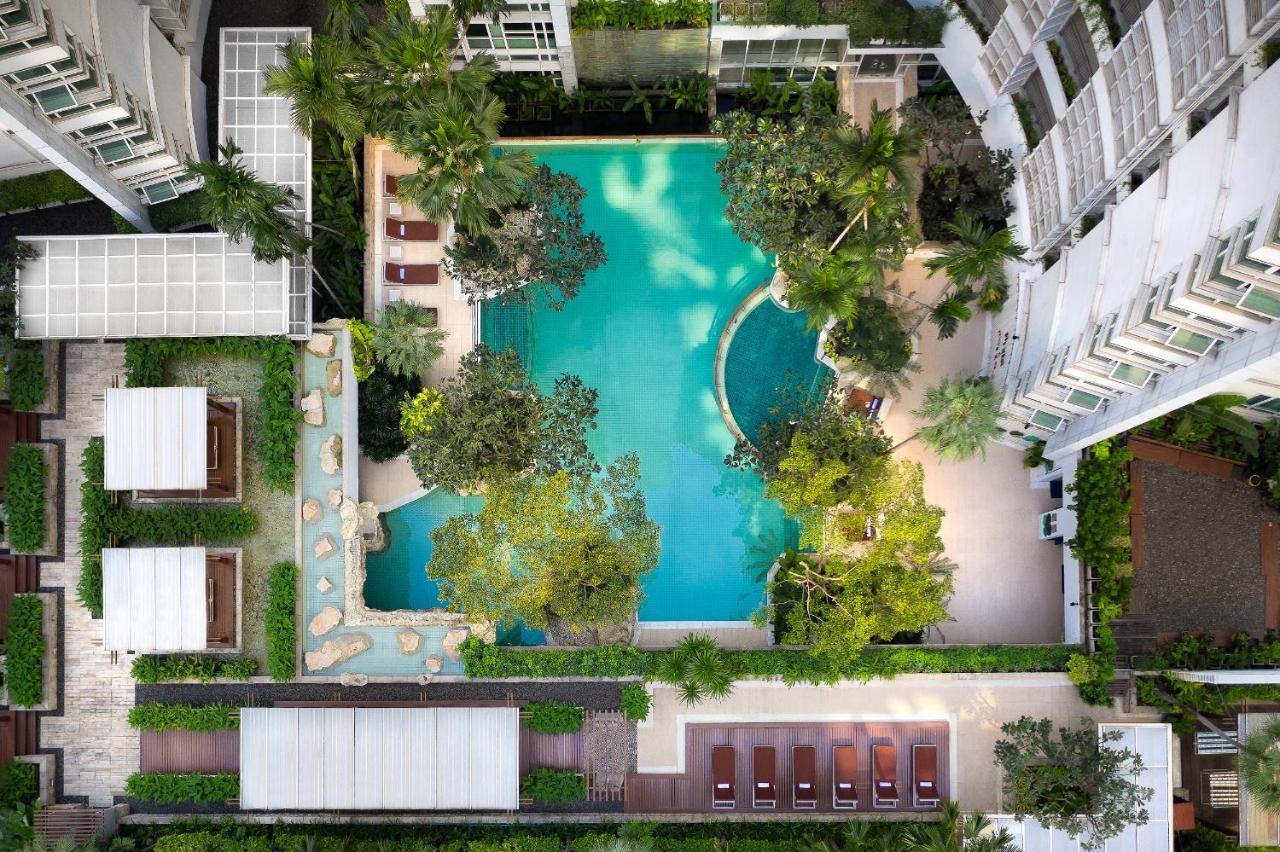 Dusit Suites Hotel Ratchadamri, Μπανγκόκ Εξωτερικό φωτογραφία Aerial view of the pool at The Park, Bangkok